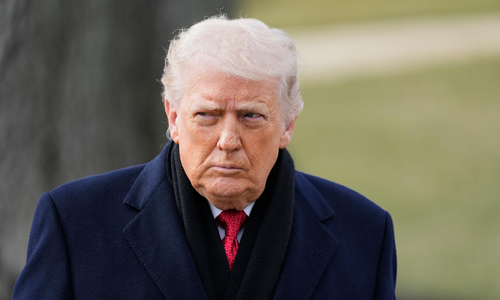 Trump blames Democrats for agents' consecutive fatal shootings