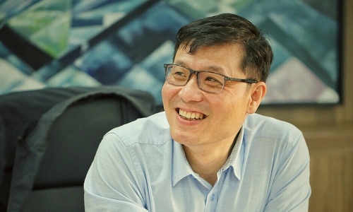 Professor Vu Ha Van joins Asia's top-ranked university