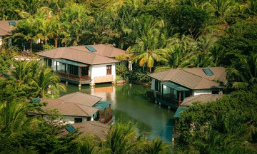 Spring holidays and relaxation at Duyen Ha Resort Cam Ranh