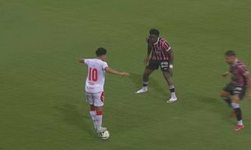 Neymar defends player penalized for 'stepping on the ball'