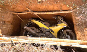 Police offer reward for information on two bank robbers in Gia Lai