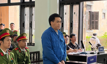 Court sentences frenzied attacker to death for stabbing three ex-wife's family members