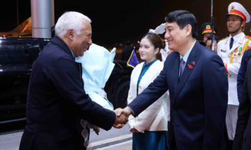 European Council President arrives in Vietnam