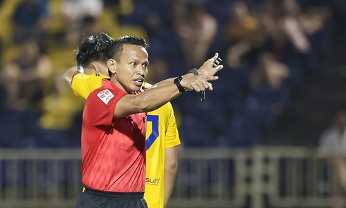 Two foreign referees to officiate V-League ‘first leg final’