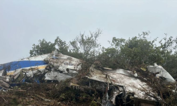 Plane carrying congressman crashes in Colombia, 15 dead