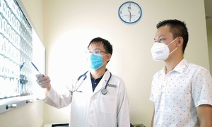 Is shortness of breath and breathlessness a symptom of lung cancer?