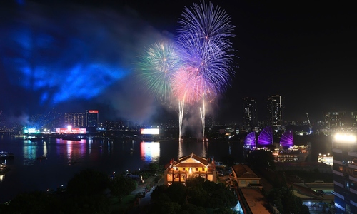 Ho Chi Minh City to launch fireworks at 17 locations to celebrate Tet Binh Ngo