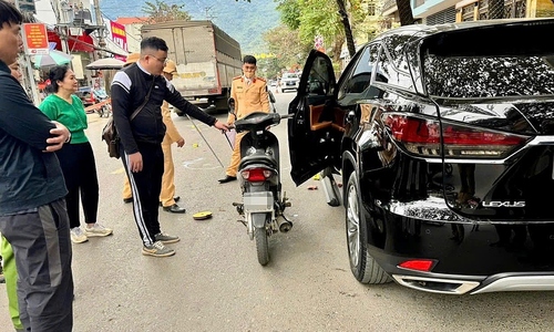 Driver indicted for opening car door, causing two-victim motorcycle accident