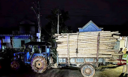 Two sisters die after collision with tractor