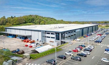ESR and Carlyle acquire over 20,500 square meter logistics facility in the UK