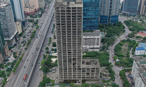 Court: continuing investment in abandoned VICEM tower would take over 100 years to recover capital