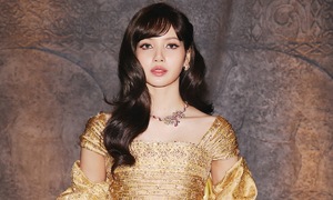 Lisa to star in and produce first romantic comedy