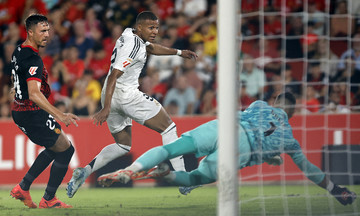 Deschamps: 'Don't expect Mbappe to run 11 km every match'