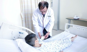 7-year-old child passes blood in urine due to urinary tract infection