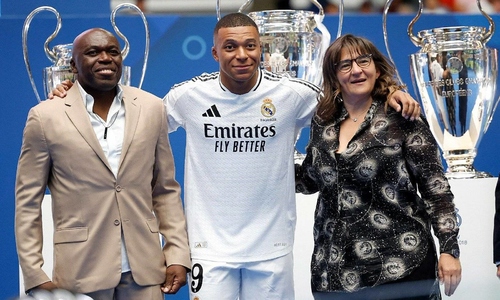 Mbappe's mother earns more than seven Real Madrid players