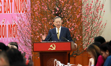 General secretary: overseas Vietnamese are a particularly important resource in the new era