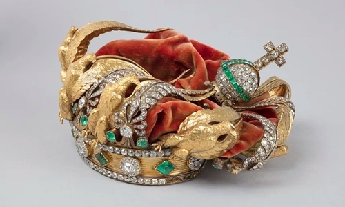 Empress Eugenie's crown crumpled after Louvre heist