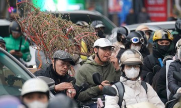 Capital streets gridlocked day and night