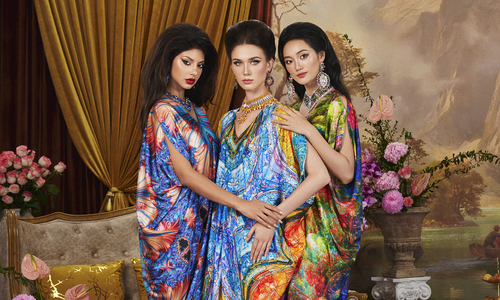 Designer Vu Tuong Vi launches 'Phon Hoa' collection