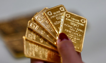Gold bar prices reach 181 million dong
