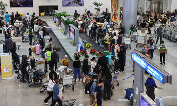 Ho Chi Minh City implements full temperature screening for inbound travelers to prevent Nipah virus