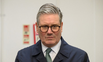 UK Prime Minister faces resignation pressure over aide's Epstein links