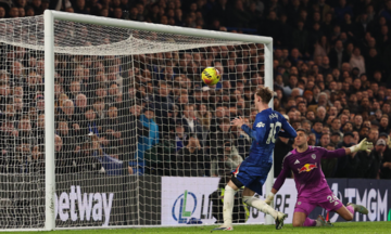 Chelsea drop points despite two-goal lead in Premier League