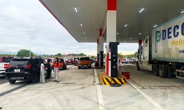 Ho Chi Minh City - Nha Trang expressway gets gas stations after half-month disruption