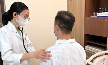 Allergic reaction after consuming peanut worm at year-end party