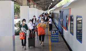 Doctor shares acupressure and massage methods to alleviate motion sickness