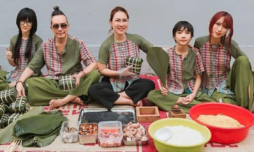 Artists gather with loved ones to make tet cakes