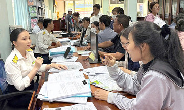 Reorganizing all tax officials managing real estate registration and gold/silver businesses