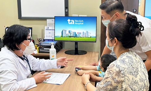 Why are children prone to respiratory illnesses during Tet?