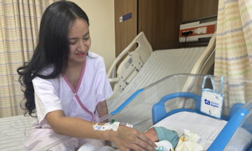 Mother with chromosomal abnormality gives birth to two healthy children