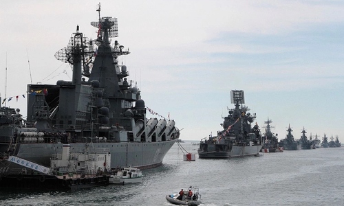 Russia warns of using warships to prevent Western seizure of oil tankers
