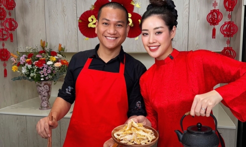 Khanh van and husband cook tet dishes