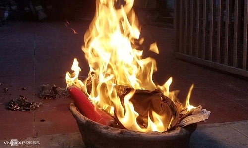 Auspicious dates and times for the hoa vang ceremony in Binh Ngo year 2026