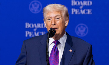 Trump: U.S. to contribute 10 billion USD to peace council