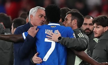 Mourinho deemed 'hypocrite' for criticizing Vinicius
