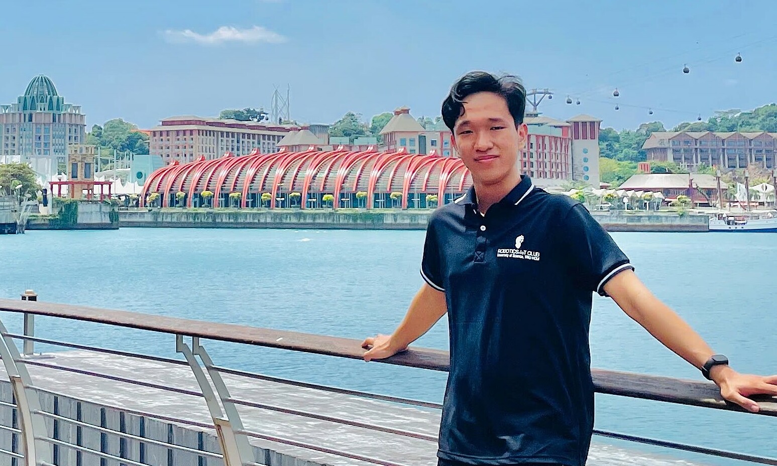 Student patents exclusive 'micro' autonomous robot