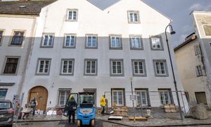 Austrians debate turning Hitler's birthplace into police station