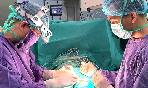 Undescended testicle in the abdomen leads to cancer