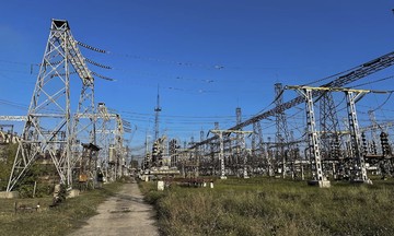 Ukraine criticizes Hungary, Slovakia for "blackmail" over threatened electricity cuts