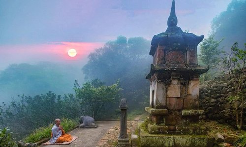 Quang Ninh opens Ngoa Van spring festival for Binh Ngo Tet