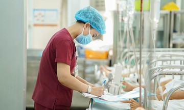 Signs of alcohol poisoning easily mistaken for drunkenness during Tet