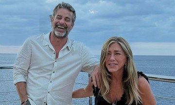 Jennifer Aniston's boyfriend discusses how to resolve relationship conflicts