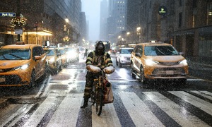 Blizzard disrupts life for New Yorkers