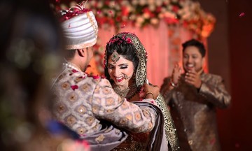 Indian parents hire 'honey traps' to vet prospective sons-in-law