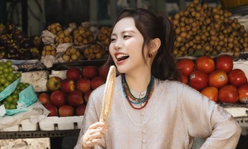 Vietnamese stars embrace rural style with ao ba ba