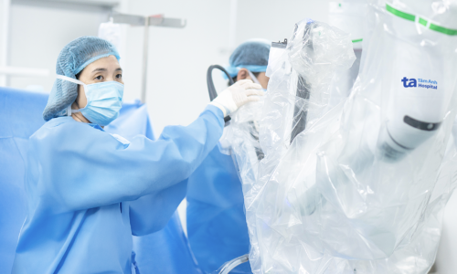 Robot performs ureteral reconstruction for woman